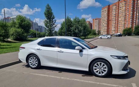 Toyota Camry, 2019 год, 2 740 000 рублей, 5 фотография
