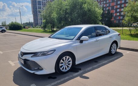 Toyota Camry, 2019 год, 2 740 000 рублей, 7 фотография