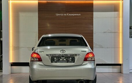 Toyota Yaris III рестайлинг, 2007 год, 610 000 рублей, 5 фотография
