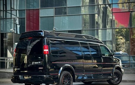 GMC Savana I, 2019 год, 7 975 000 рублей, 6 фотография