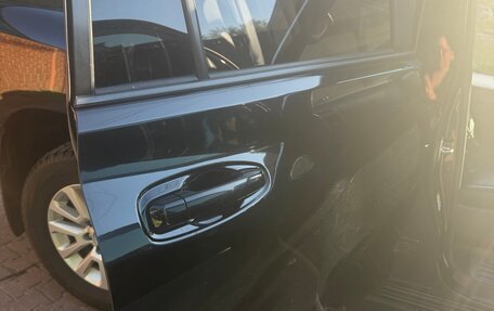 Toyota Land Cruiser Prado 150 рестайлинг 2, 2016 год, 4 500 000 рублей, 23 фотография