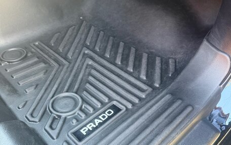 Toyota Land Cruiser Prado 150 рестайлинг 2, 2016 год, 4 500 000 рублей, 29 фотография