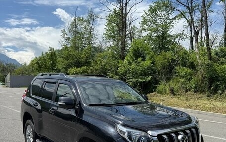 Toyota Land Cruiser Prado 150 рестайлинг 2, 2015 год, 3 100 000 рублей, 3 фотография