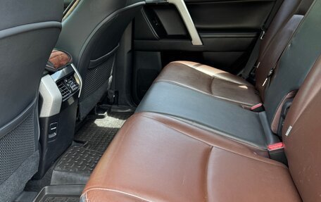 Toyota Land Cruiser Prado 150 рестайлинг 2, 2015 год, 3 100 000 рублей, 8 фотография