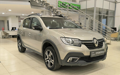 Renault Sandero II рестайлинг, 2019 год, 1 270 000 рублей, 3 фотография