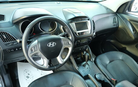 Hyundai ix35 I рестайлинг, 2010 год, 1 379 000 рублей, 10 фотография