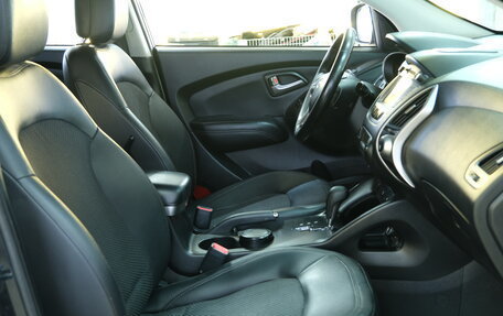 Hyundai ix35 I рестайлинг, 2010 год, 1 379 000 рублей, 18 фотография