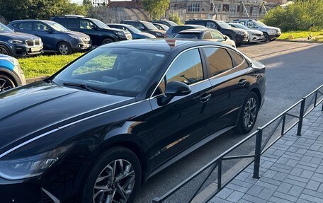 Hyundai Sonata VIII, 2020 год, 1 300 000 рублей, 2 фотография