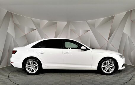 Audi A4, 2018 год, 2 145 000 рублей, 6 фотография