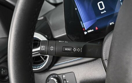 Chevrolet Monza, 2024 год, 1 697 000 рублей, 17 фотография