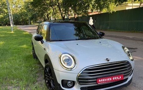 MINI Clubman, 2020 год, 2 850 000 рублей, 1 фотография