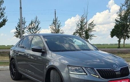 Skoda Octavia, 2017 год, 1 740 000 рублей, 2 фотография