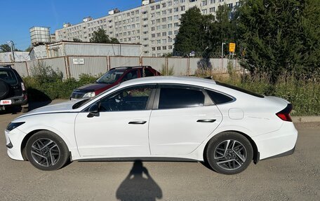 Hyundai Sonata VIII, 2019 год, 1 550 000 рублей, 3 фотография