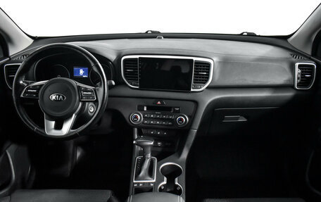 KIA Sportage IV рестайлинг, 2022 год, 2 390 000 рублей, 15 фотография