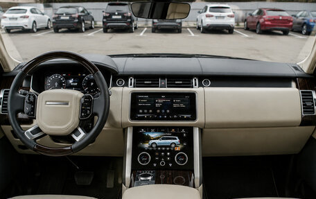 Land Rover Range Rover IV рестайлинг, 2018 год, 8 500 000 рублей, 40 фотография