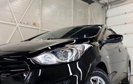 Hyundai i30 II рестайлинг, 2012 год, 900 000 рублей, 3 фотография