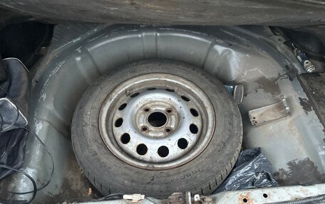 KIA Magentis I, 2003 год, 195 000 рублей, 18 фотография