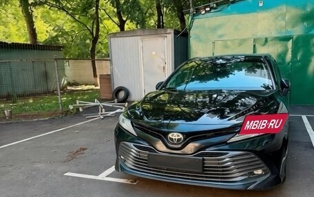 Toyota Camry, 2020 год, 2 650 000 рублей, 2 фотография