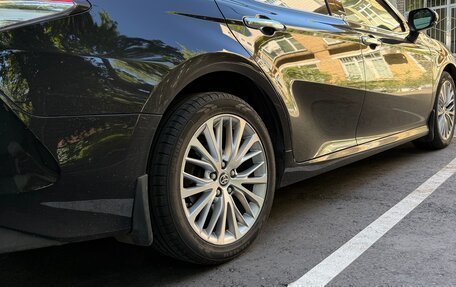 Toyota Camry, 2020 год, 2 650 000 рублей, 14 фотография