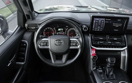 Toyota Land Cruiser, 2022 год, 9 499 000 рублей, 16 фотография