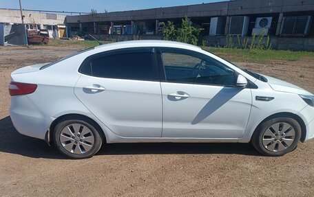 KIA Rio III рестайлинг, 2014 год, 530 000 рублей, 3 фотография