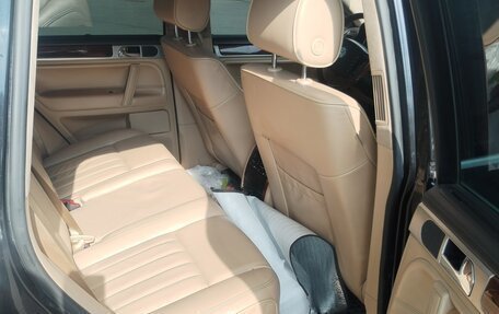 Volkswagen Touareg III, 2008 год, 950 000 рублей, 10 фотография