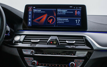 BMW 5 серия, 2022 год, 4 820 000 рублей, 15 фотография
