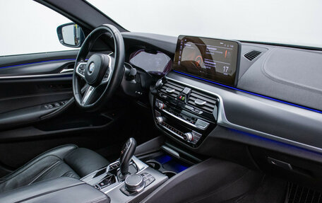 BMW 5 серия, 2022 год, 4 820 000 рублей, 11 фотография
