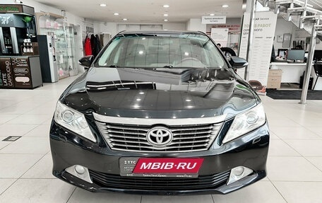 Toyota Camry, 2012 год, 1 270 000 рублей, 6 фотография