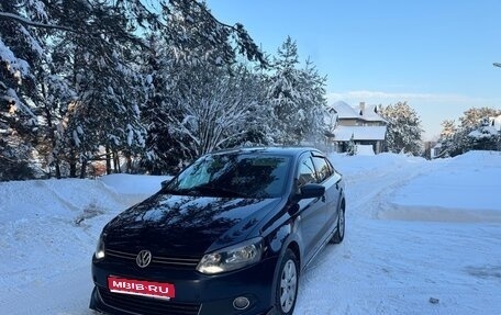 Volkswagen Polo VI (EU Market), 2011 год, 800 000 рублей, 1 фотография