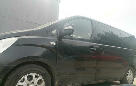 Hyundai Grand Starex Grand Starex I рестайлинг 2, 2012 год, 900 000 рублей, 1 фотография