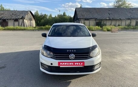 Volkswagen Polo VI (EU Market), 2018 год, 650 000 рублей, 2 фотография