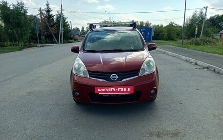 Nissan Note II рестайлинг, 2011 год, 645 000 рублей, 2 фотография