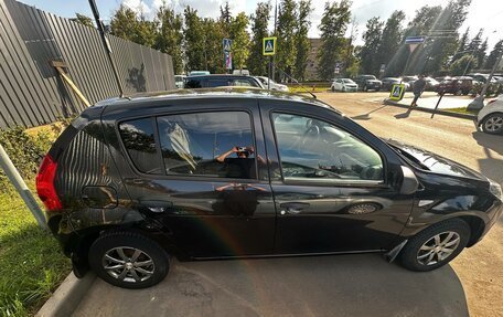 Renault Sandero I, 2014 год, 850 000 рублей, 6 фотография