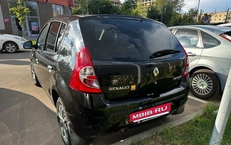 Renault Sandero I, 2014 год, 850 000 рублей, 4 фотография