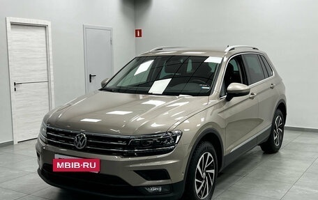 Volkswagen Tiguan II, 2018 год, 2 999 000 рублей, 4 фотография