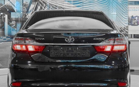 Toyota Camry, 2015 год, 1 749 000 рублей, 5 фотография