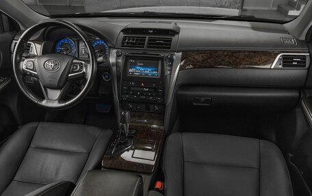 Toyota Camry, 2015 год, 1 749 000 рублей, 11 фотография