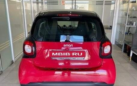 Smart Fortwo III, 2018 год, 1 129 000 рублей, 3 фотография