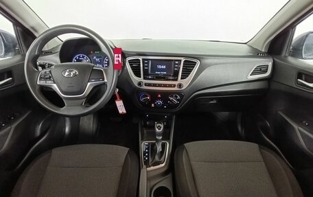 Hyundai Solaris II рестайлинг, 2021 год, 1 470 000 рублей, 8 фотография