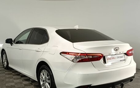 Toyota Camry, 2018 год, 2 340 000 рублей, 5 фотография