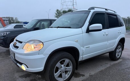 Chevrolet Niva I рестайлинг, 2014 год, 465 000 рублей, 4 фотография