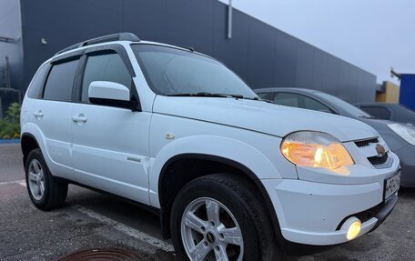 Chevrolet Niva I рестайлинг, 2014 год, 465 000 рублей, 3 фотография