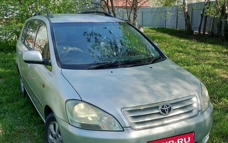 Toyota Ipsum II, 2001 год, 460 000 рублей, 1 фотография