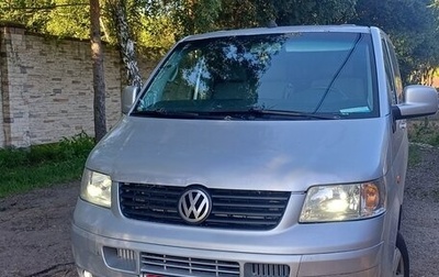 Volkswagen Transporter T5 рестайлинг, 2004 год, 750 000 рублей, 1 фотография