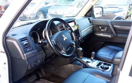 Mitsubishi Pajero IV, 2021 год, 3 925 000 рублей, 9 фотография