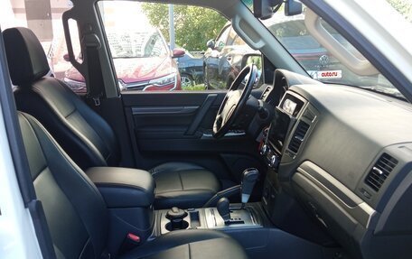 Mitsubishi Pajero IV, 2021 год, 3 925 000 рублей, 21 фотография