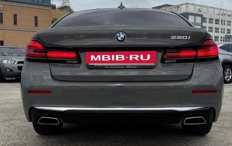 BMW 5 серия, 2021 год, 4 400 000 рублей, 3 фотография