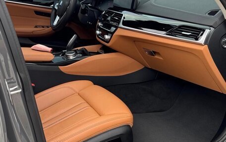 BMW 5 серия, 2021 год, 4 400 000 рублей, 17 фотография