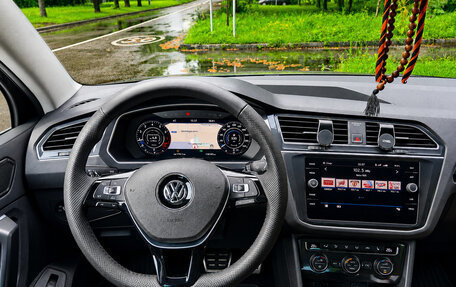 Volkswagen Tiguan II, 2017 год, 2 475 000 рублей, 9 фотография
